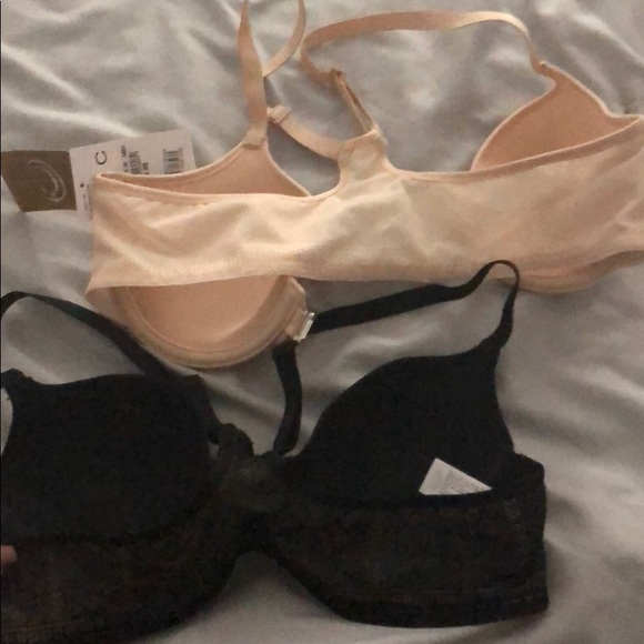 SOLDChantelle racer back bras nude and black - Picture 2 of 4